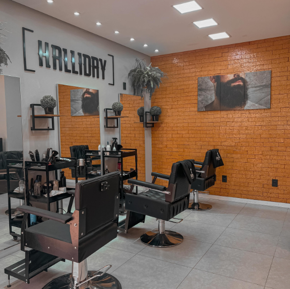 Salão da HALLIDAY Barbearia